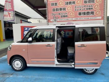 新型　ムーヴキャンバスストライプス　車内　新車展示　試乗車